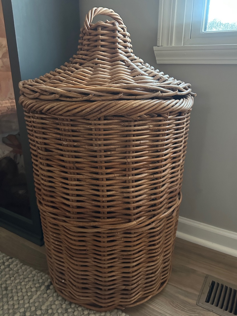 Vintage French Rattan Willow Basket with Lid: Heavy Duty Storage, 1950s